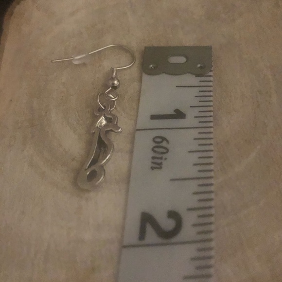 Handmade Brand New Silver Sea Horse Earrings - Picture 4 of 5